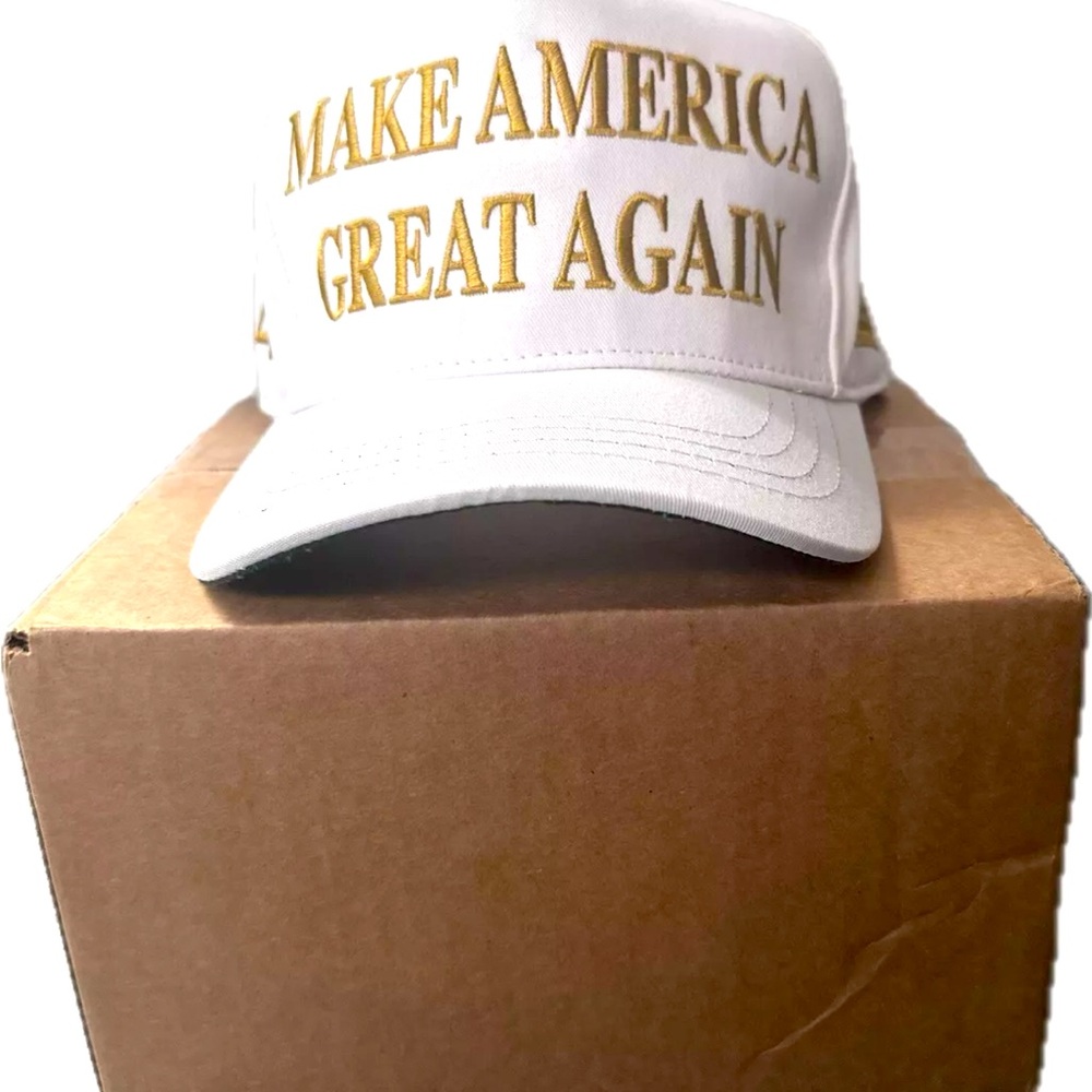 Donald Trump Official CaliFame Campaign White Gold Make America Great MA…